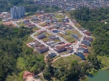 Terrenos e Lotes em Jd Ana Cristina, Barueri - SP